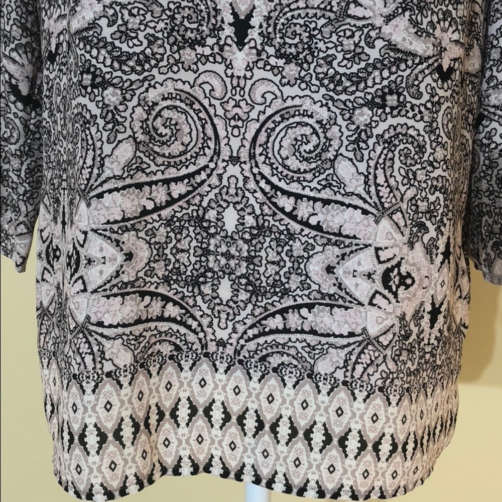 Pink Paisley Tunic - Picture 3 of 8